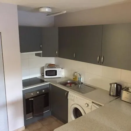 One Bedroom - Cristianos Lägenhet